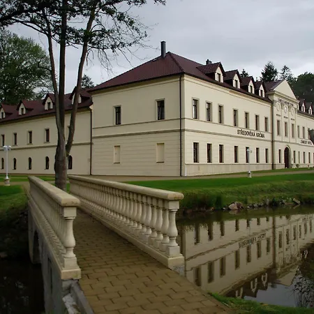 Zamek Kamenny Dvur Hotel 4*