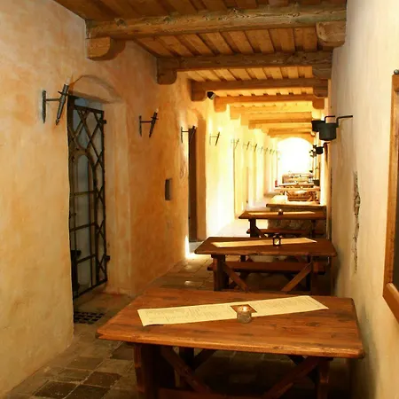 Zamek Kamenny Dvur Hotel Františkovy Lázně