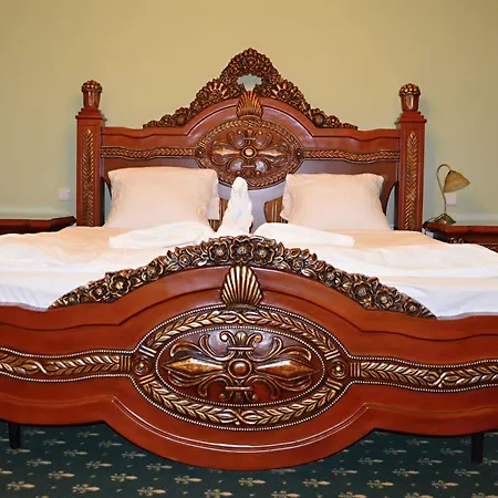 Zamek Kamenny Dvur Hotel 4*