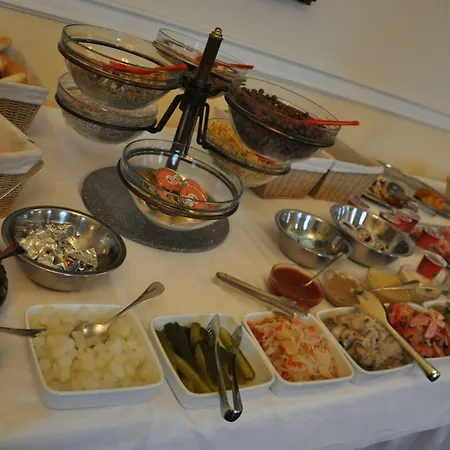 Hotel Zamek Kamenny Dvur 4*