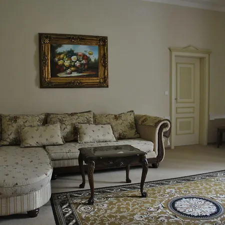 Hotel Zamek Kamenny Dvur