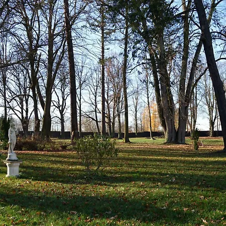 Zamek Kamenny Dvur Hotel Frantiskovy Lazne