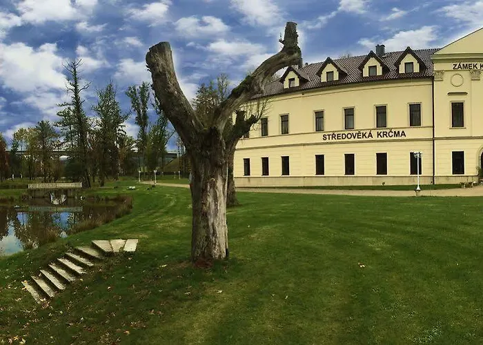 Zamek Kamenny Dvur 4* Františkovy Lázně